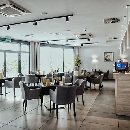 Restauracja Park Szwajcaria Hotel Gliwice Exterior photo